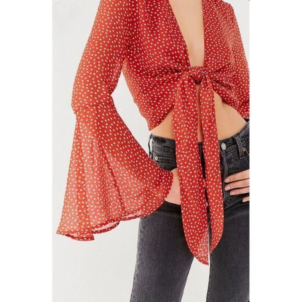 UO Womens S Boho Festival Hippie Bell Flare Sleeve Front Tie Cropped Top Red